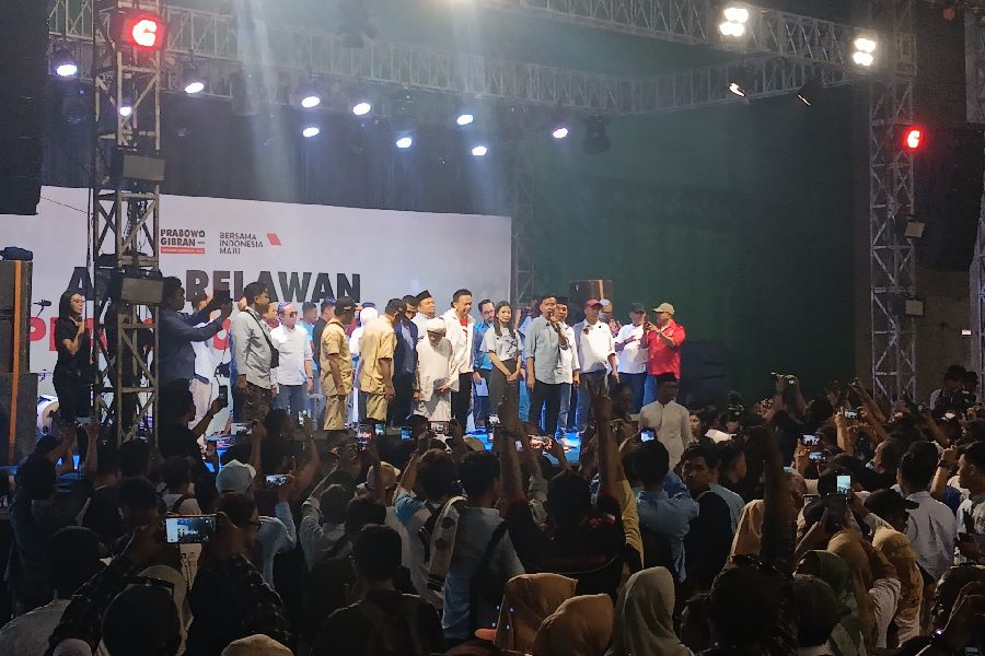 Gibran Minta Relawan Tak Terpancing Nyinyiran