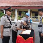 Pimpin Sertijab Kapolsek Seltim, Ini Pesan Kapolres Cirebon Kota