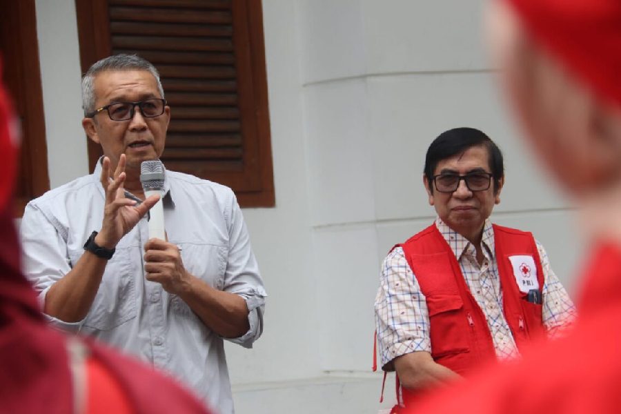 Pj Wali Kota Lepas Relawan PMI Kota Cirebon