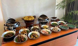 Amaris Hotel Cirebon Luncurkan Menu Angkringan