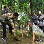 Pj Bupati Dedi Supandi Ajak Warga Berkebun Sejak Dini