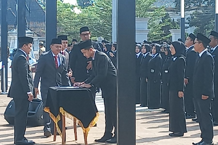 Pj Bupati Majalengka Lantik 469 PPPK