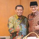 Peduli Guru Madrasah, Eman Suherman Raih PGM Award 2024