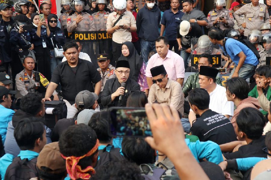 DPRD Kota Cirebon Terima Aksi Mahasiswa dan Kawal Putusan MK