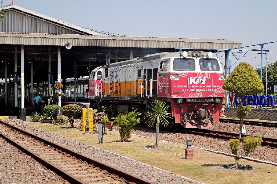 KAI Semarakan HUT ke-79 RI di KA dan Stasiun