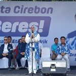 Eti-Hendrik Janjikan Lima Persen dari APBD untuk Kelurahan