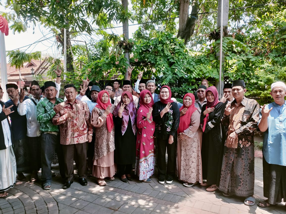 Kiai Kampung Indramayu Dukung Pasangan Nina-Tobroni