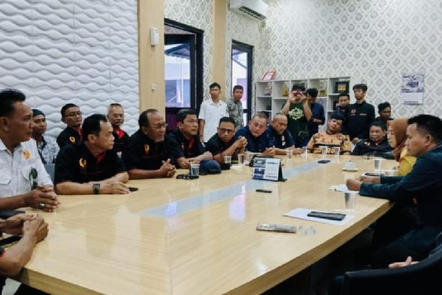 Pengurus KONI Kota Cirebon Sambangi DPRD Soal Perselisihan