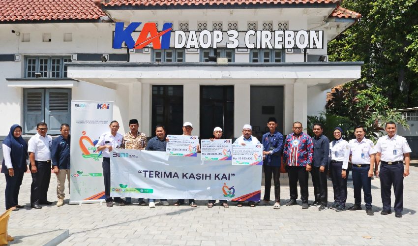 KAI Salurkan Rp450 Juta untuk Dukung Program TJSL