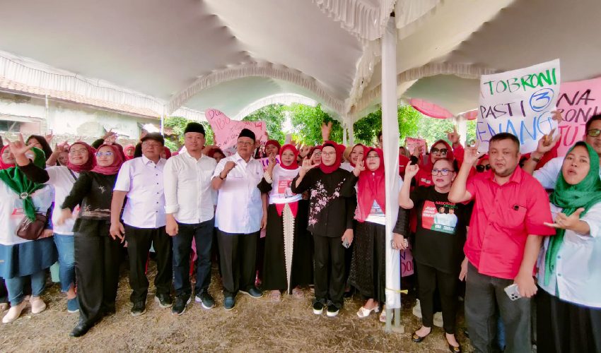 Nina Agustina Buka Ruang bagi Warga untuk Bekerja di Pabrik