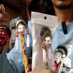 Eddy Vega Bawa Kerajinan Topeng Cirebon ke Pasar Internasional