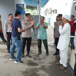 Kapolres Cirebon Kota Bantu Korban Gigitan Ular Berbisa