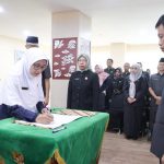 Lantik Pejabat Pengawas Sekolah, Effendi Edo Tekankan Pentingnya Kualitas Pendidikan