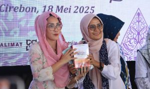 Bulan Kebangkitan Ulama Perempuan Indonesia Dideklarasikan di Cirebon Bulan Kebangkitan Ulama Perempuan Indonesia Dideklarasikan di Cirebon