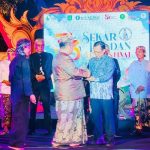 Herman Khaeron Terima Penghargaan Budaya dari Sanggar Sekar Pandan