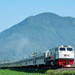 Jalur KA Daop 3 Cirebon: Perpaduan Transportasi dan Wisata Alam