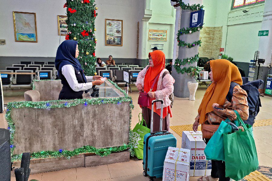 Libur Nataru, KAI Beri Diskon 30 Persen Tiket KA Ekonomi
