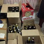 Polisi Amankan Puluhan Botol Alkohol Ilegal dari Rumah Warga