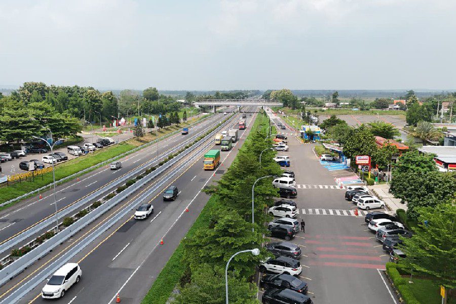 Lalin Tol Cipali Lancar, Kendaraan ke Cirebon Naik 13 Persen
