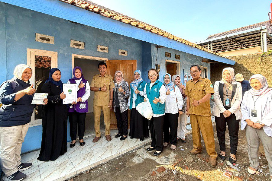 Bupati Majalengka Serahkan Bantuan Rutilahu, Tingkatkan Kesehatan Ibu dan Anak