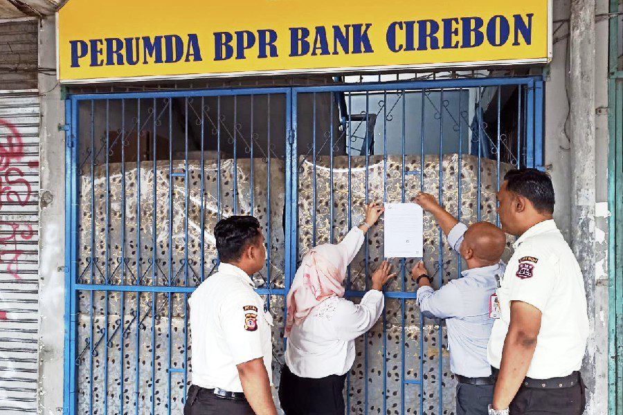 Izin BPR Bank Cirebon Dicabut, Nasabah Diminta Tetap Tenang