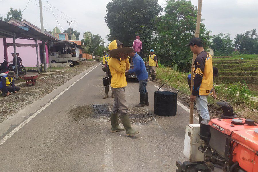 Perbaikan 117 Km Jalan di Majalengka Dikebut Jelang Lebaran
