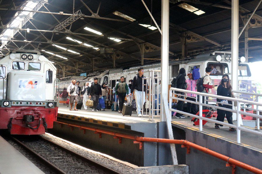 Tiket Kereta Lebaran dari Cirebon Tembus 52.815 Kursi