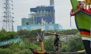 Transisi Energi Indonesia di Persimpangan, Target Tinggi Berhadapan dengan Realita Transisi Energi Indonesia di Persimpangan, Target Tinggi Berhadapan dengan Realita