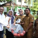 Gerindra DPRD Kota Cirebon Salurkan Bantuan Alat Olahraga untuk Pelajar