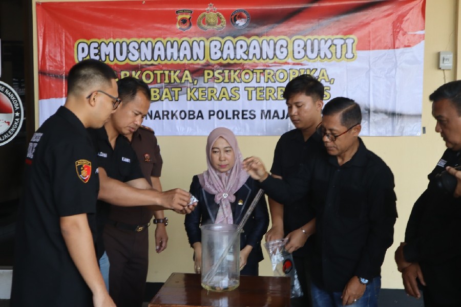 Polres Majalengka Musnahkan Barang Bukti Sabu 15,53 Gram