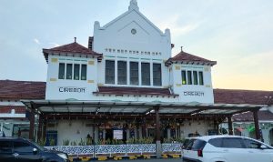 Berusia 114 Tahun, Stasiun Cirebon Tulang Punggung Transportasi Jawa