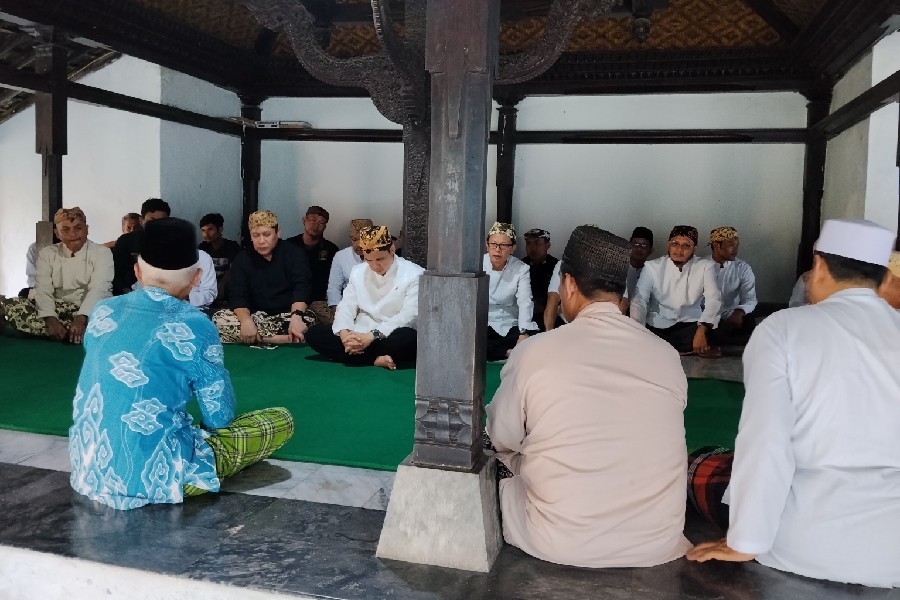 Makna Bubur Syura dalam Tradisi Muharram Keraton Kasepuhan Cirebon
