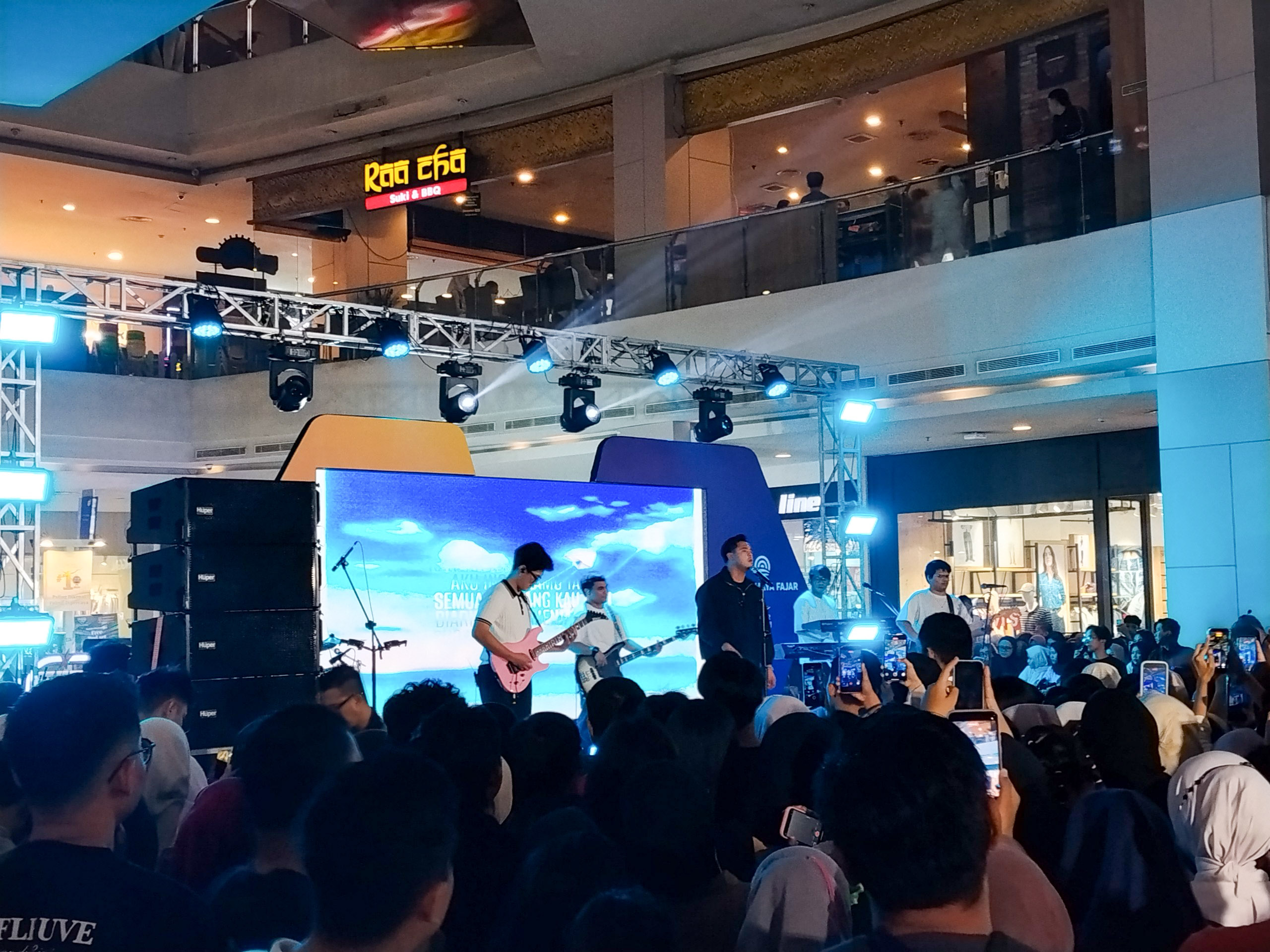 Nadhif Basalamah BPR Cahaya Fajar