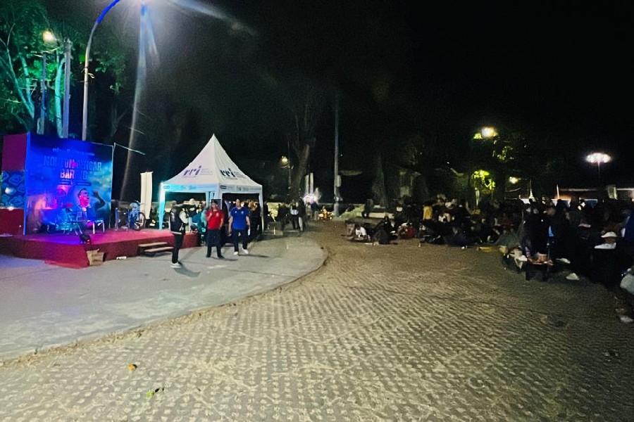 Warga Padati Nobar Final Piala Dunia di Lapangan Kebumen