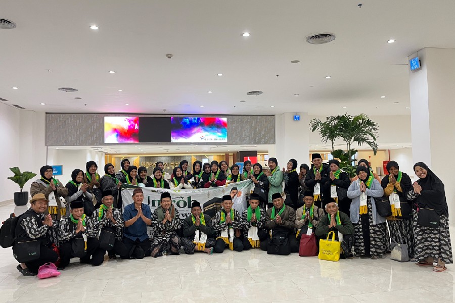 Jemaah Al-Munawwar Berangkat Umrah Bersama An-Nahl Umroh Jazirah Global