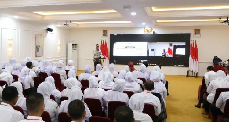 PPPK Kota Cirebon Diingatkan Bijak Kelola Penghasilan dan Utang